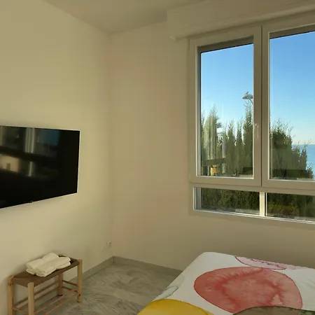 Panoramic Sea View *